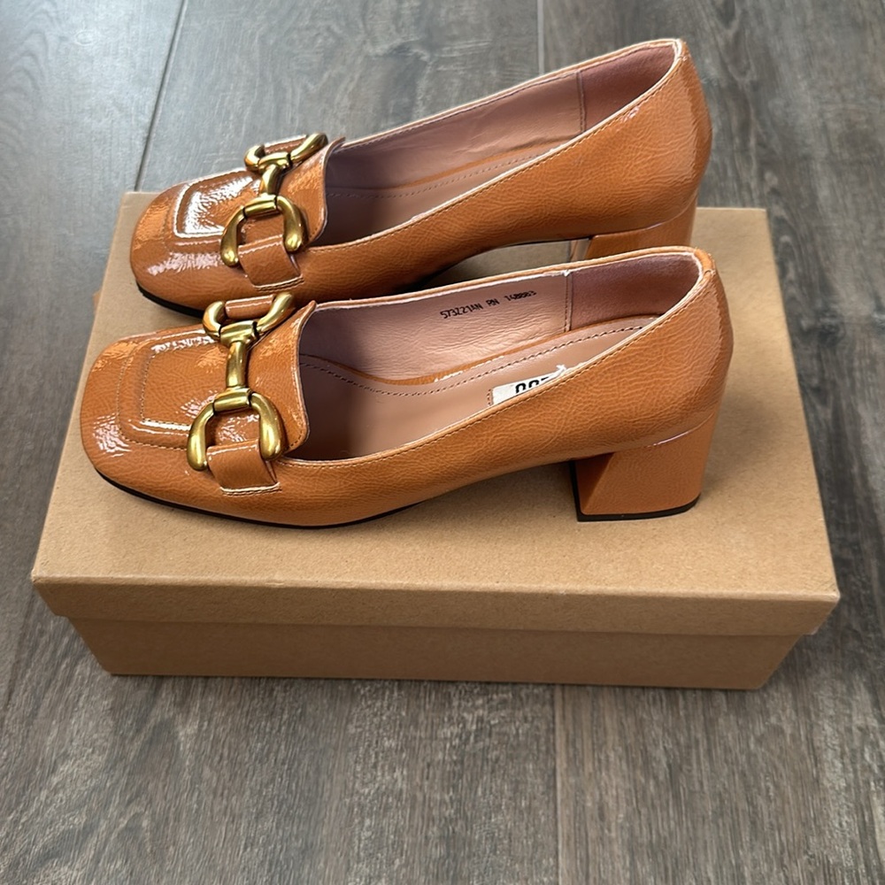 Bibi Lou Valencia camel beige tan buckle heels shoes size 35 like new square - Picture 2 of 3